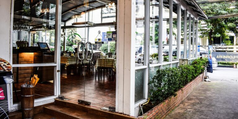 Structural engineering on commercial building